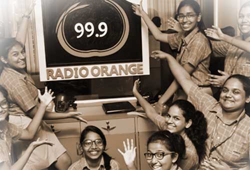 radio-orange